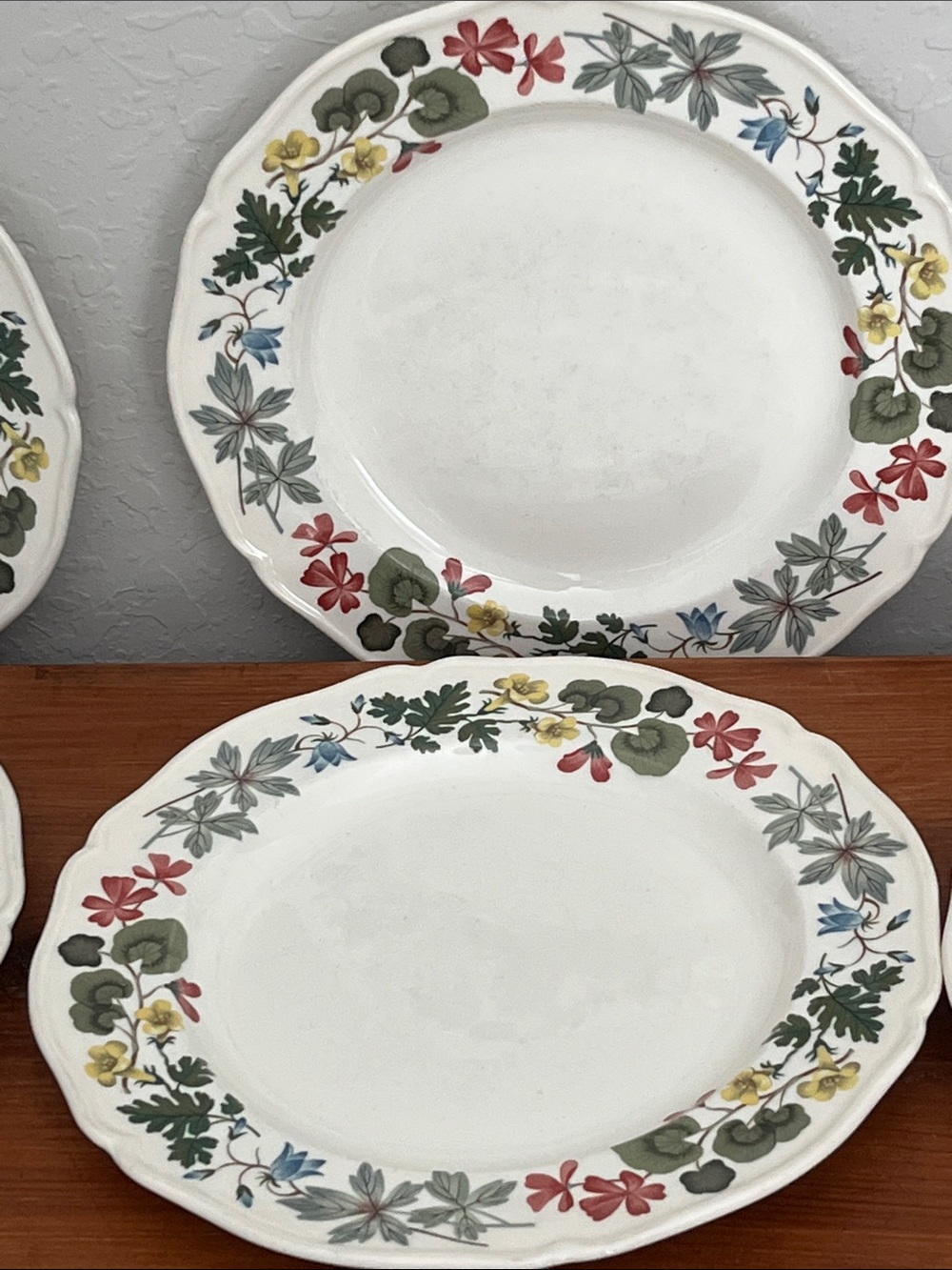 Wedgwood Etururia & Barlaston Richmond Floral Salad Plates Multi Color VTG